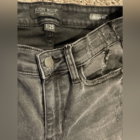 Judy Blue Skinny Jeans distressed Size 1/25 Buffalo Plaid Cuffs And Patches - Picture 7 of 8